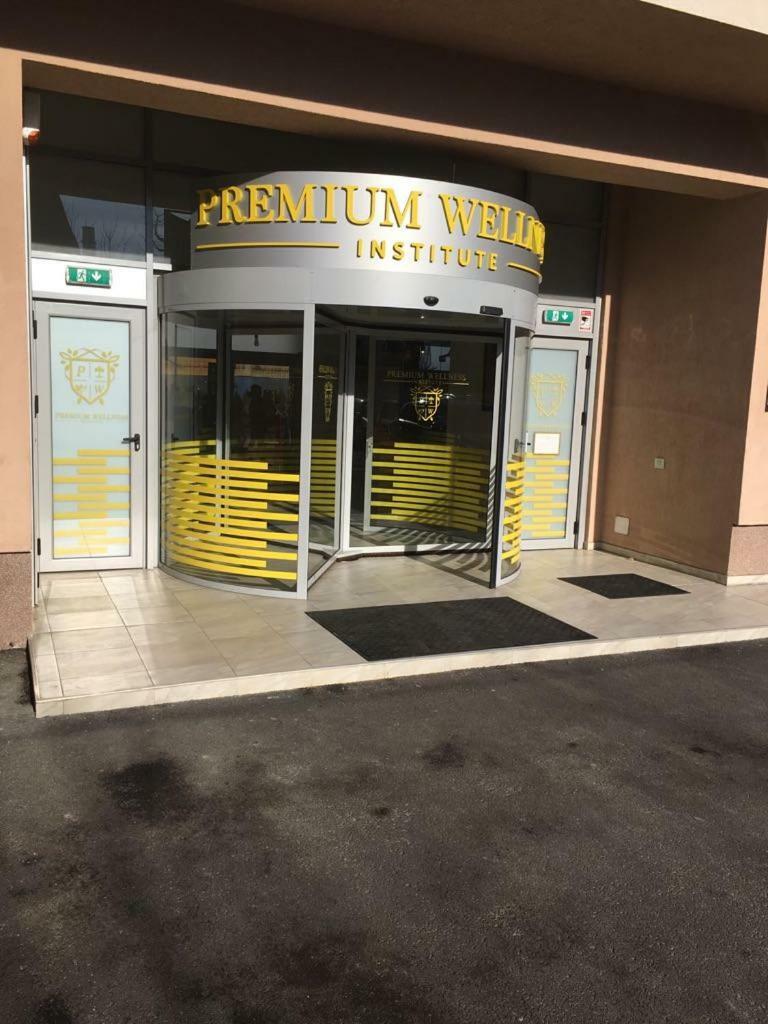 Hotel Premium Wellness Institute Bukurešť Exteriér fotografie